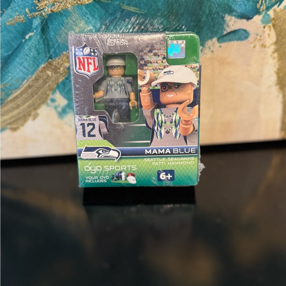 Seattle Seahawks Mama Blue Minifigure